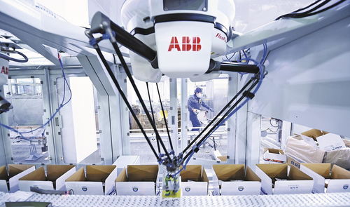 祁連山下 技術(shù)開(kāi)發(fā)者的奮斗詩(shī)篇